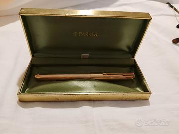 penna placcata in oro