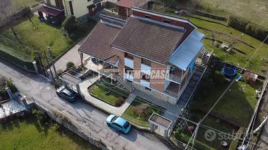 APPARTAMENTO IN VILLA!!