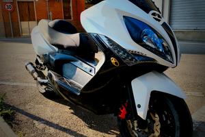 Kymco xciting 300 i r 2010