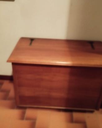 Panca porta legna o oggetti