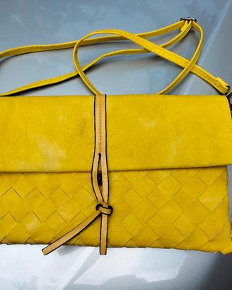 Borsa gialla in pelle 
