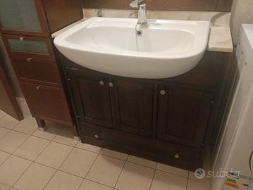 Mobile bagno con lavabo e colonna 