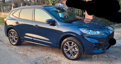 Ford Kuga Plug In Hybrid ST line X 2023