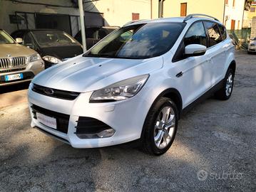 Ford Kuga 2.0 TDCI 163 CV 4WD Powershift Titanium