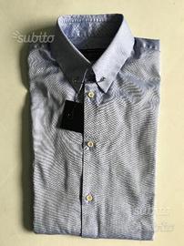 Camicia Dsquared azzurra con dettaglio spilla
