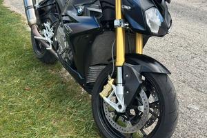 Bmw s1000r