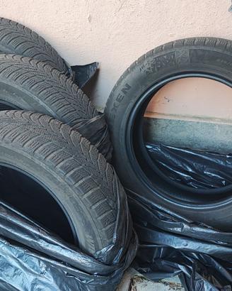 Gomme invernali Nexen "215/60 17"