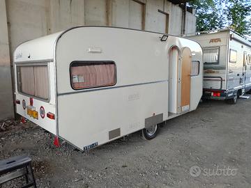 ROULOTTE VINTAGE COME NUOVA