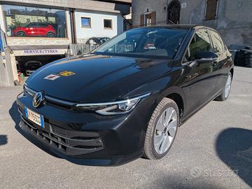 Volkswagen Golf 2.0 TDI 150 CV DSG SCR Style