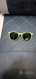 Occhiali da sole verde fluo