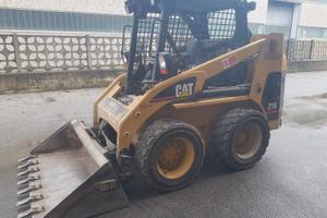 MINIPALA CATERPILLAR 216 + accessori