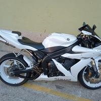 Yamaha YZF R1 - 2006