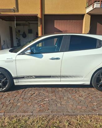 Alfa Romeo Giulietta 1.6 JTDM 105cv
