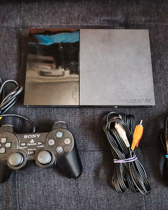 PlayStation 2 slim SCPH 90004