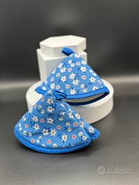 Presine a fiori blu e bianchi