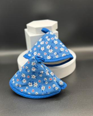 Presine a fiori blu e bianchi