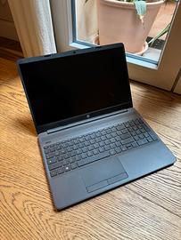 Laptop hp 5500U
