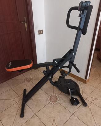 Cyclette multifunzionale total crunch 