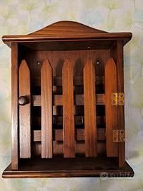 Mobiletto portachiavi  in legno