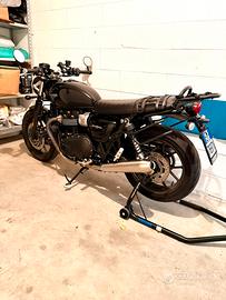 Triumph Street Twin 900
