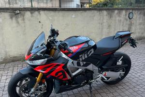 Aprilia Tuono V4 Factory