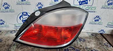 OPEL ASTRA 2007- FARO POSTERIORE DESTRO