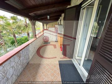 Bilocale arredato con terrazzo cod. 003d