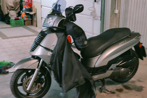 Kymco people 300