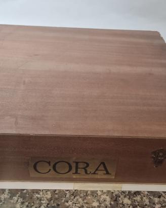 3 Bottiglie Cora con valigetta in legno