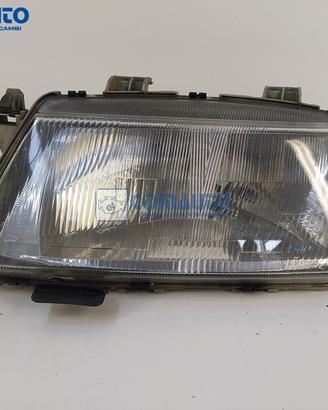 Faro ant sx SAAB 900 II '93