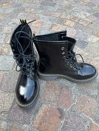 Anfibio nero