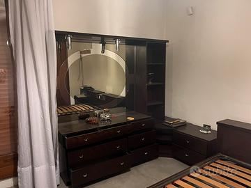 Mobile con specchio Camera da letto