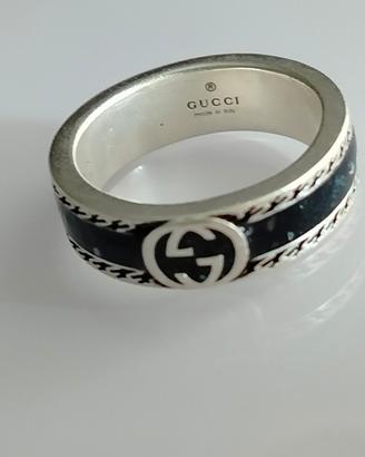 Anello Gucci Interlocking G in Argento