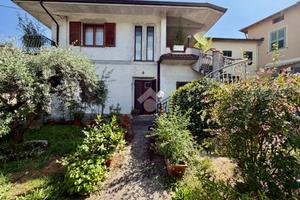 4 LOCALI A BUGGIANO