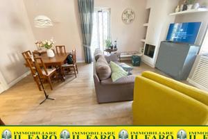 Proprieta' indipendente con ampio giardino