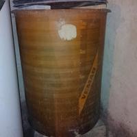 BOTTE IN VETRORESINA 