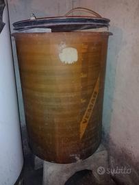 BOTTE IN VETRORESINA 