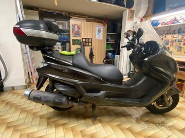 Yamaha Majesty 400 Leggi tutto bene