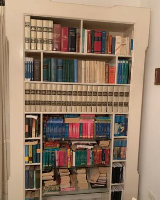 Mobile libreria in legno  a Positano