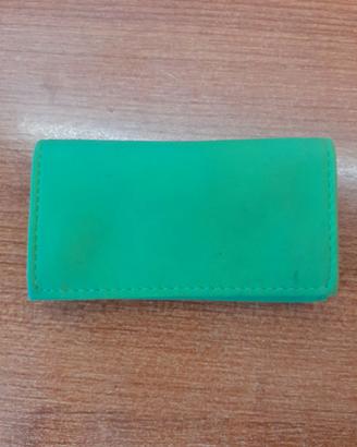 Portatabacco Atomic verde con tasca zip