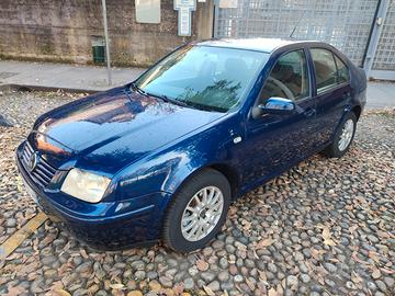 VOLKSWAGEN Bora 1.9 TDi Highline