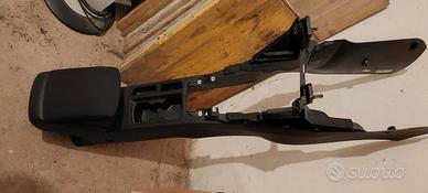 Tunnel centrale con bracciolo t-roc 2ga.863.241.A