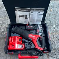 Milwaukee seghetto frontale M18