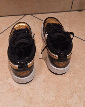 Scarpe Nike Jordan 1 SE punta dorata (GS) 