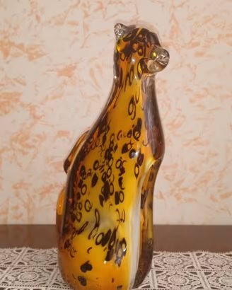 Scultura leopardo in vetro sommerso di Murano
