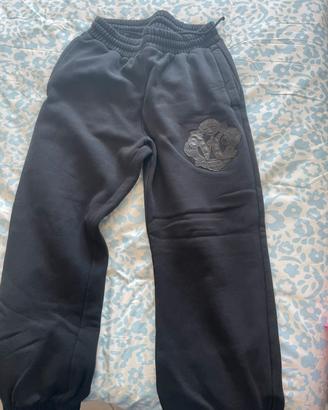 Pantaloni tuta stile urbano hip pop.  Vokal