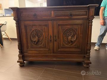 Credenza umbertina