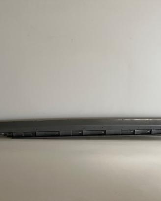 Rivestimento minigonna laterale/passaruota AUDI A4