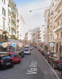 Bologna stanza ad uso condiviso