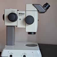stereomicroscopio binoculare NIKON SMZ-U